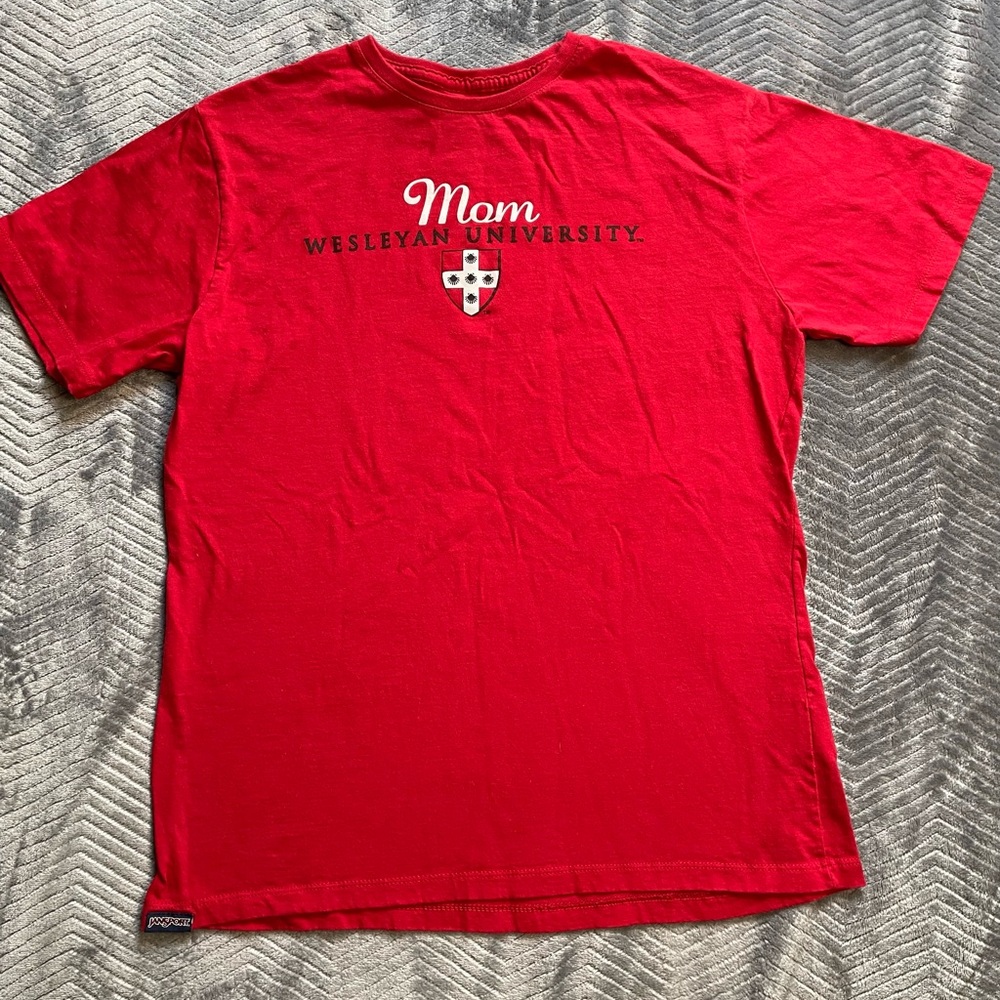 Jansport Wesleyan University Mom Tee Red Large